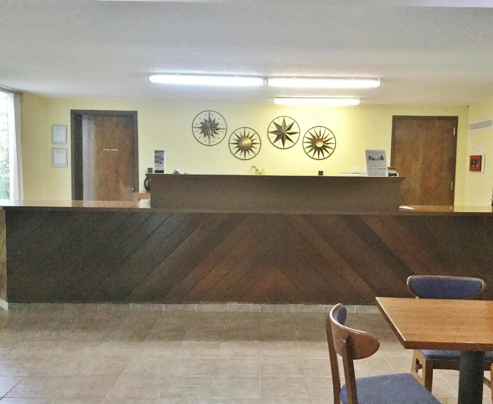 Americas Best Value Inn Crossett Екстериор снимка